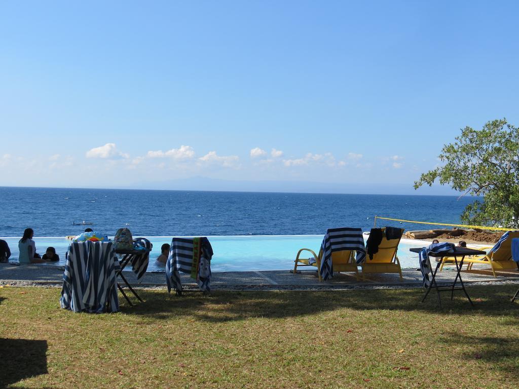 Aiyanar Beach And Dive Resort Mabini  Exterior photo