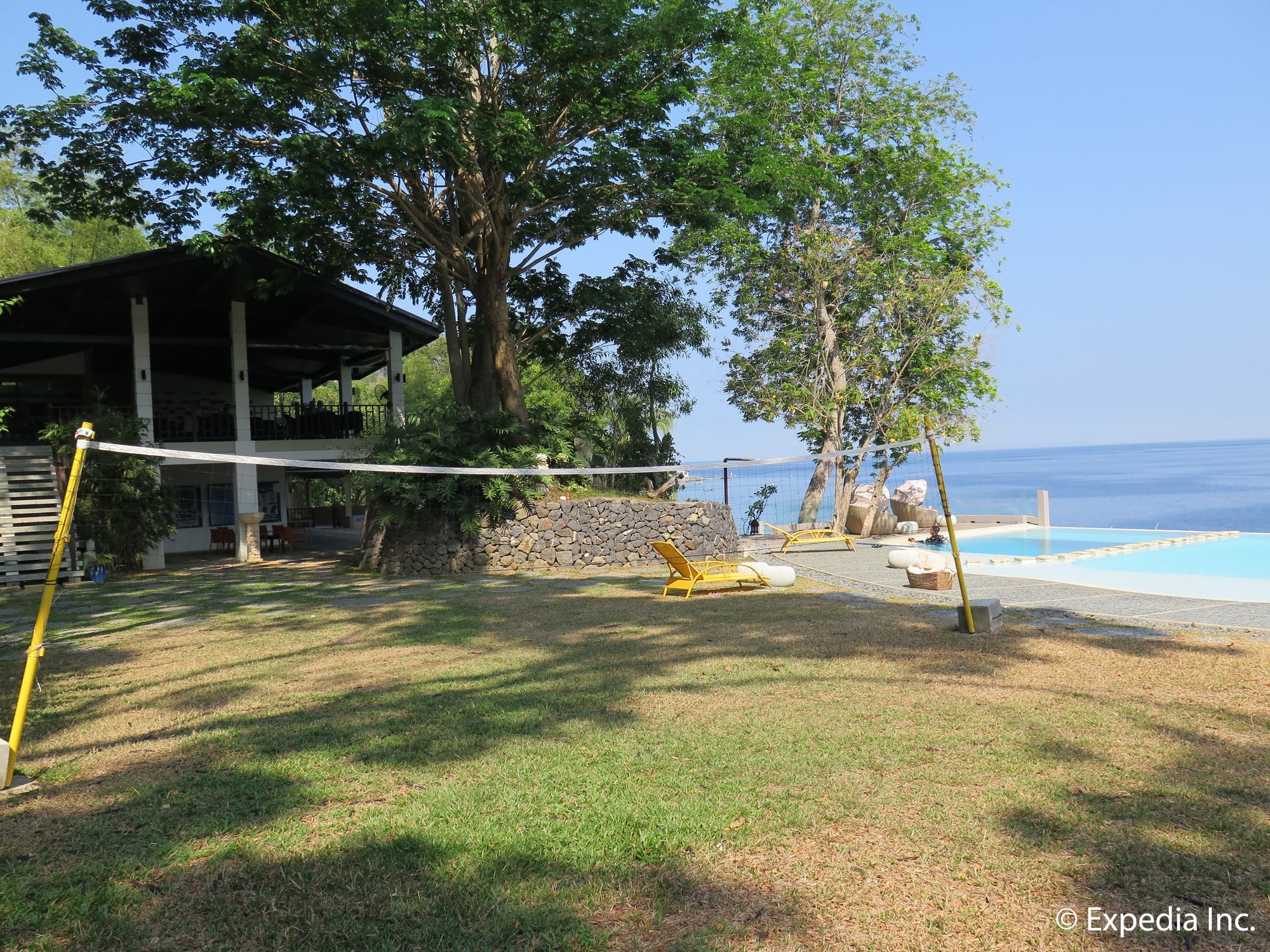 Aiyanar Beach And Dive Resort Mabini  Exterior photo