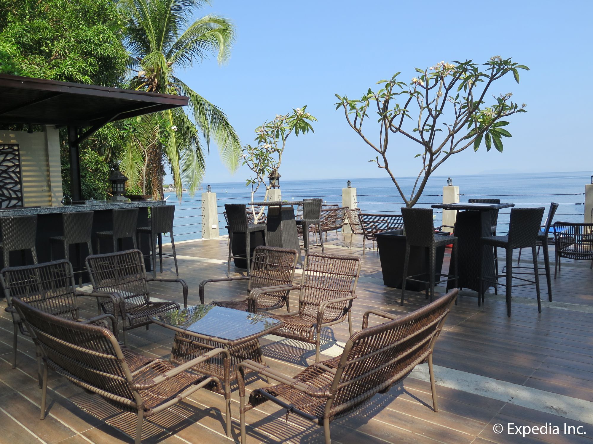 Aiyanar Beach And Dive Resort Mabini  Exterior photo